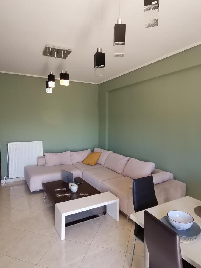Quiet Apartment In A Private House Loutraki  Luaran gambar