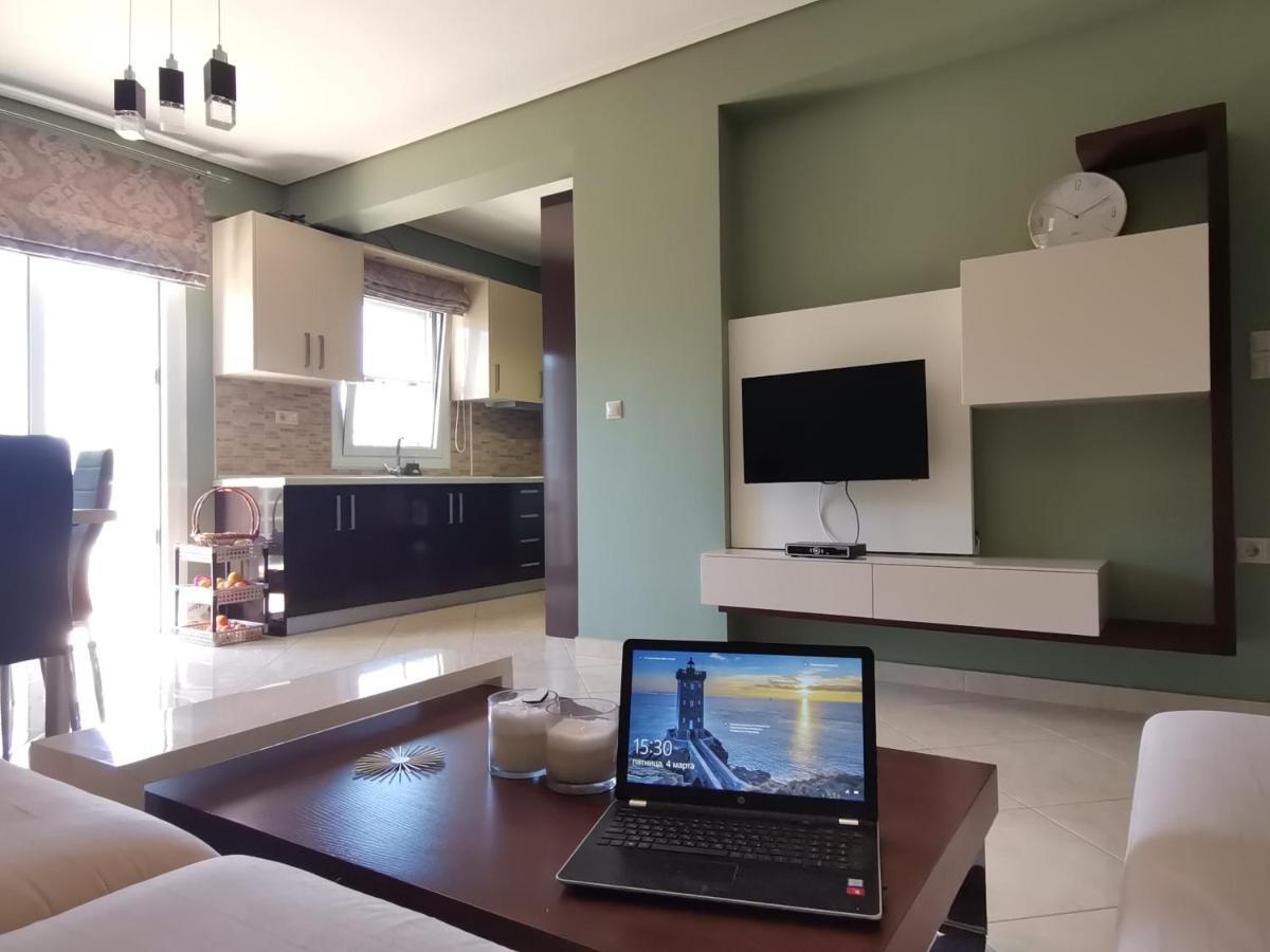 Quiet Apartment In A Private House Loutraki  Luaran gambar